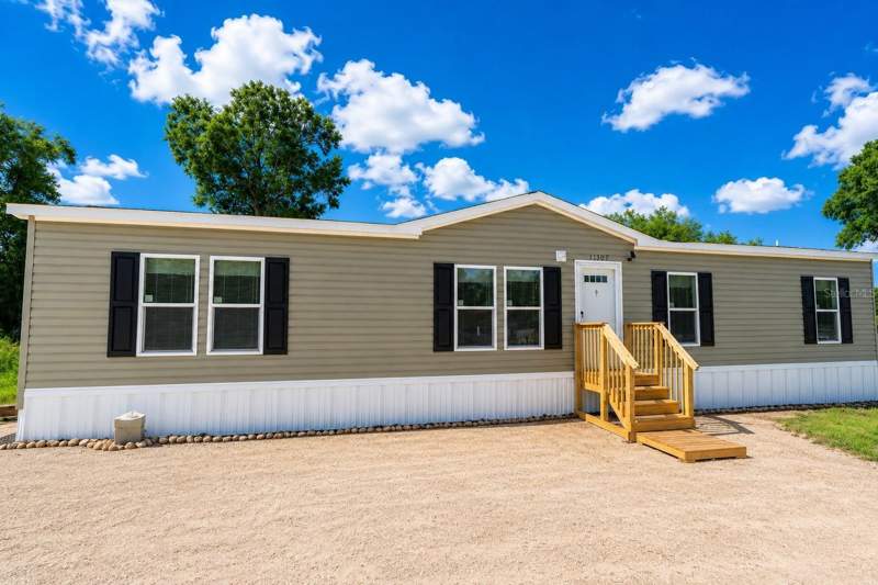 4 bedroom Manufactured Home at 11307 NW 19th Lane, Ocala Ests, Ocala — photo 5