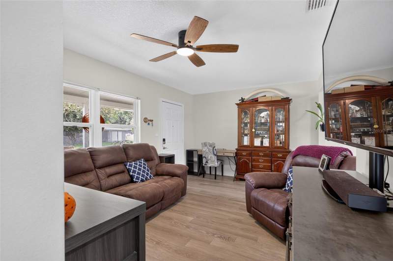 2 bedroom Single Family Residence at 21397 Canal Drive, Damac Estates First Add, Brooksville — photo 3