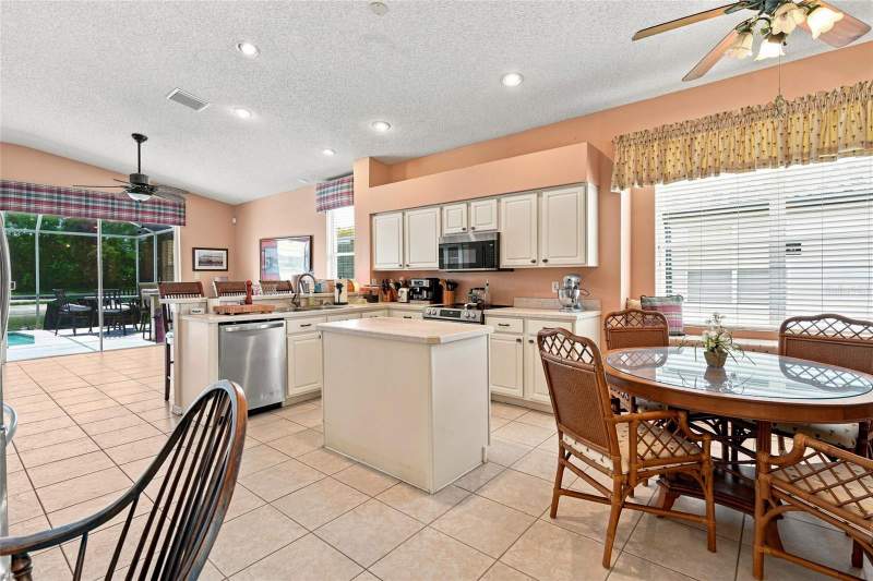 3 bedroom Single Family Residence at 27026 Arrowbrook Way, Saddlebrook Village West, Wesley Chapel — photo 4