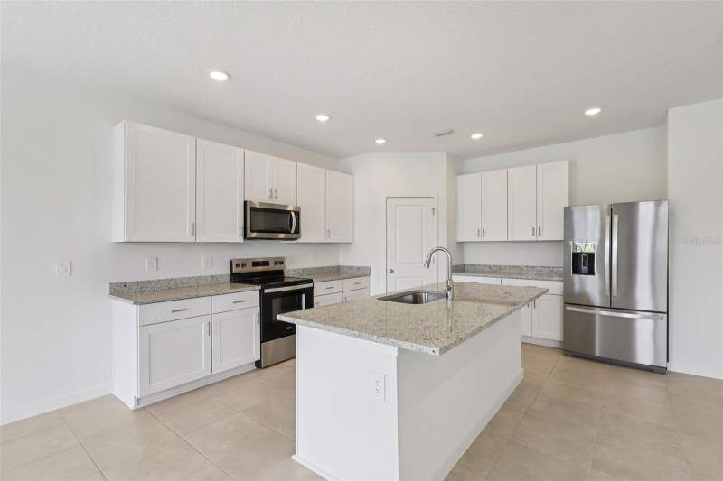 4 bedroom Single Family Residence at 73 Wandering Creek Way, Flagler Village, Palm Coast — photo 3
