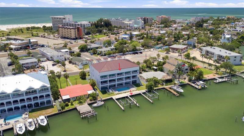 3 bedroom Townhouse at 11797 1st Street, Coastal Collection Twnhms, Treasure Island — photo 5
