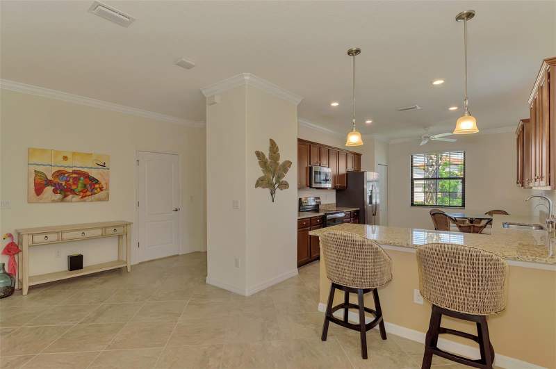 3 bedroom Single Family Residence at 9845 Hilltop Drive, Watercrest Un 1, Venice — photo 3