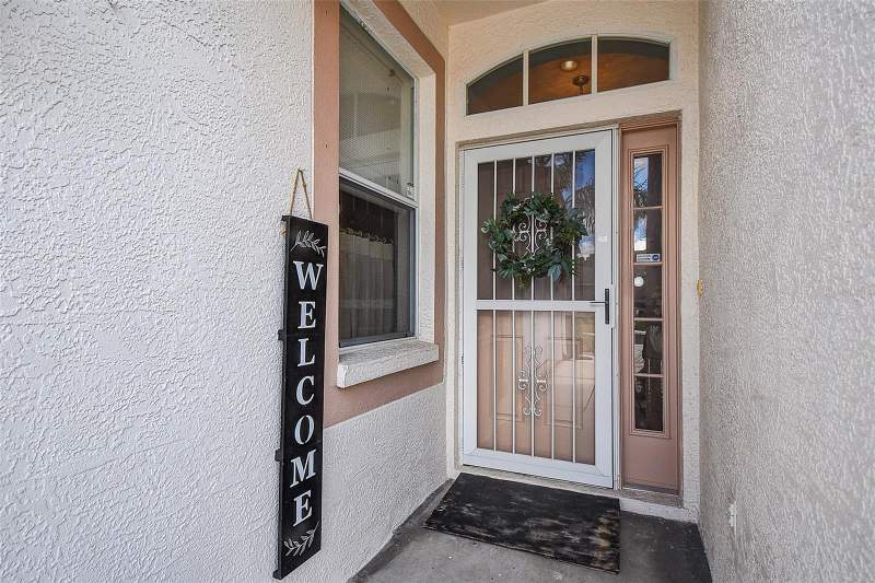 2 bedroom Villa at 10109 Mowry Lane, Cambridge Villas Ph I & II, Tampa — photo 3