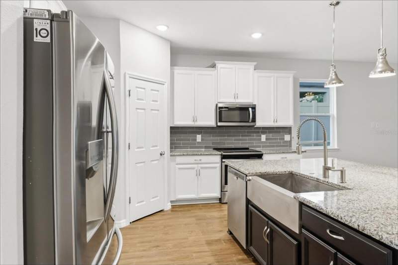 3 bedroom Single Family Residence at 827 Daybreak Place, Oakmont Reserve Ph 2, Longwood — photo 5