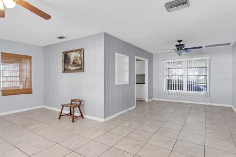 7633 S Crescent Loop, Floral City FL - photo 7 of 46