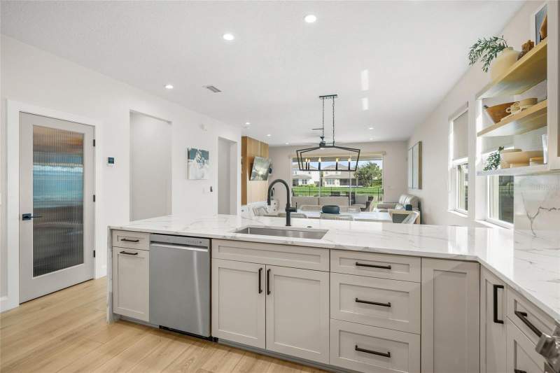 4 bedroom Single Family Residence at 4707 Garden Arbor Way, Arbor Reserve, Bradenton — photo 5