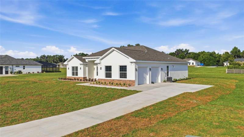 4 bedroom Single Family Residence at 2091 NW 79th Loop, Irish Acres Add, Ocala — photo 3