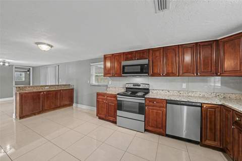 7820 Birchwood Drive, Port Richey FL - photo 8 of 17