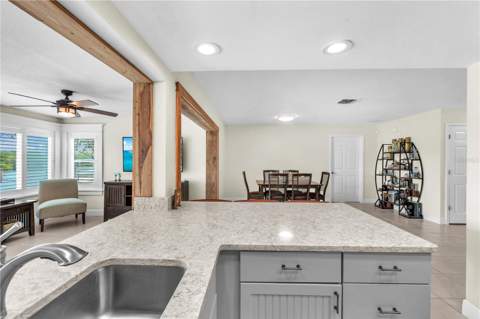 911 Silver Palm Way, Apollo Beach FL - photo 20 of 35