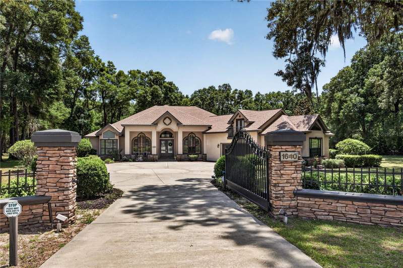 4 bedroom Single Family Residence at 1640 SE 91st Place, Turning Hawk Ranch Un 02, Ocala — photo 4