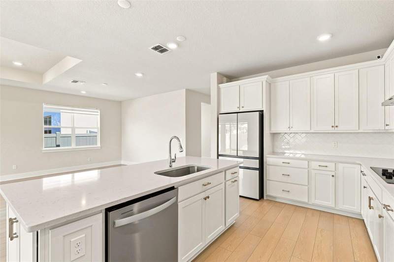 4 bedroom Single Family Residence at 1803 Groveline Road, Amelia Groves Ph 1, St Cloud — photo 5