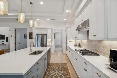 4905 Majestic Hills Loop, Brooksville FL - photo 15 of 83