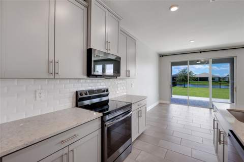 17828 Gulf Ranch Place, Lakewood Ranch FL - photo 7 of 41