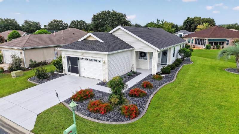 2 bedroom Single Family Residence at 12771 SE 92nd Terrace, Spruce Creek Gc, Summerfield — photo 2
