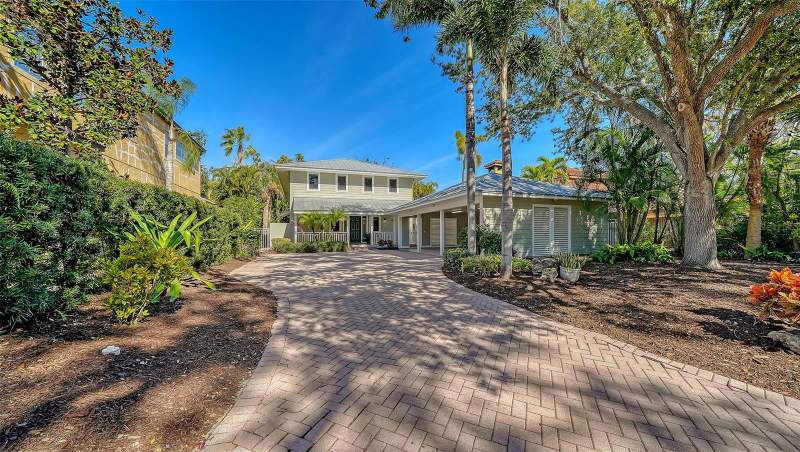 3 bedroom Single Family Residence at 1695 Hyde Park Street, McKune Sub, Sarasota — photo 3