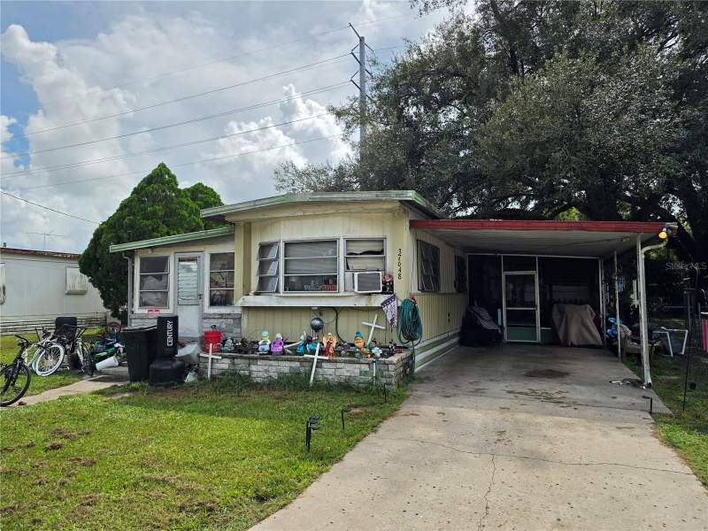 2 bedroom Mobile Home at 37648 March Lane, Zephyrhills Colony Company, Zephyrhills — photo 2