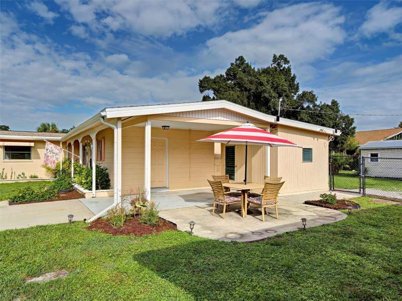 2 bedroom Single Family Residence at 22542 Elmira Boulevard, Port Charlotte Sec 013, Port Charlotte — photo 5