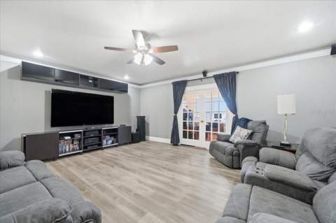 505 Lakeside Drive, Seffner FL - photo 24 of 99