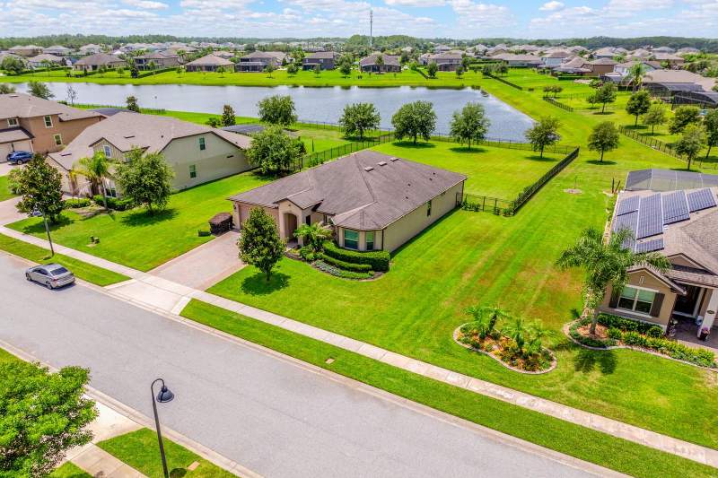 4 bedroom Single Family Residence at 17590 Sailfin Drive, Estates/Lk Pickett-Ph 1, Orlando — photo 3