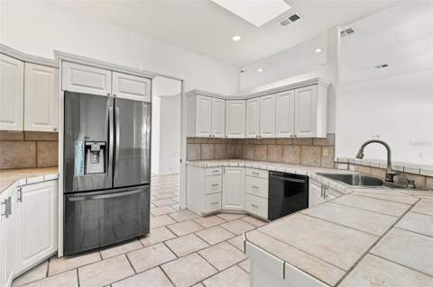 349 Dolphin Shores Circle, Nokomis FL - photo 8 of 45