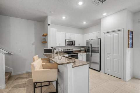 10261 Honey Hammock Way, San Antonio FL - photo 14 of 72