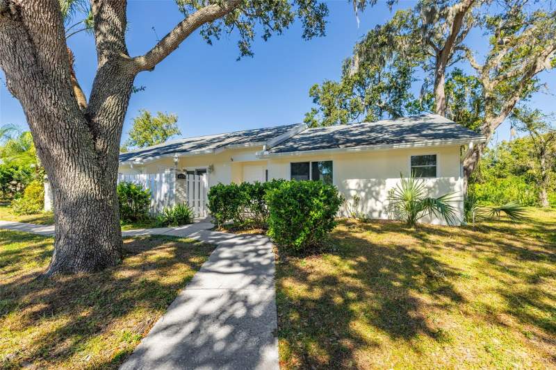 Strathmore Gate-WestHomes for Sale in Palm Harbor, FL