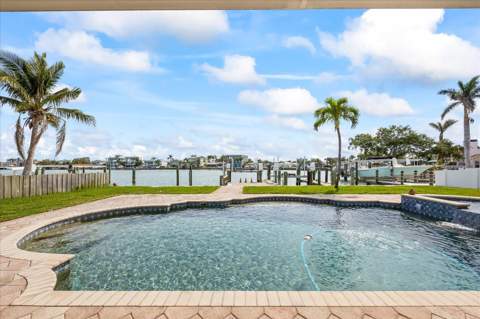 7886 9th Avenue, St Petersburg FL - photo 6 of 6