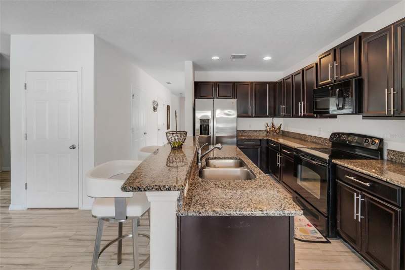 5 bedroom Single Family Residence at 2750 Big Timber Drive, Hammock Trails, Kissimmee — photo 3