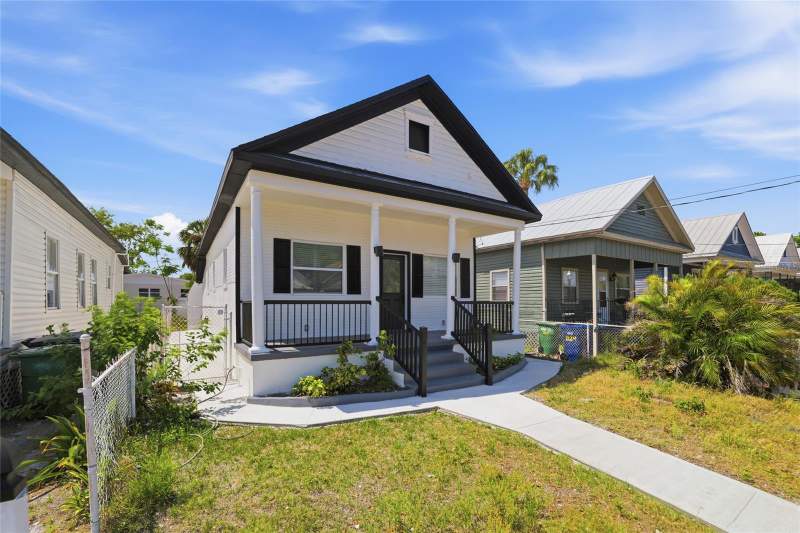 3 bedroom Single Family Residence at 2120 W Nassau Street, Benjamins Add To West Ta, Tampa — photo 3