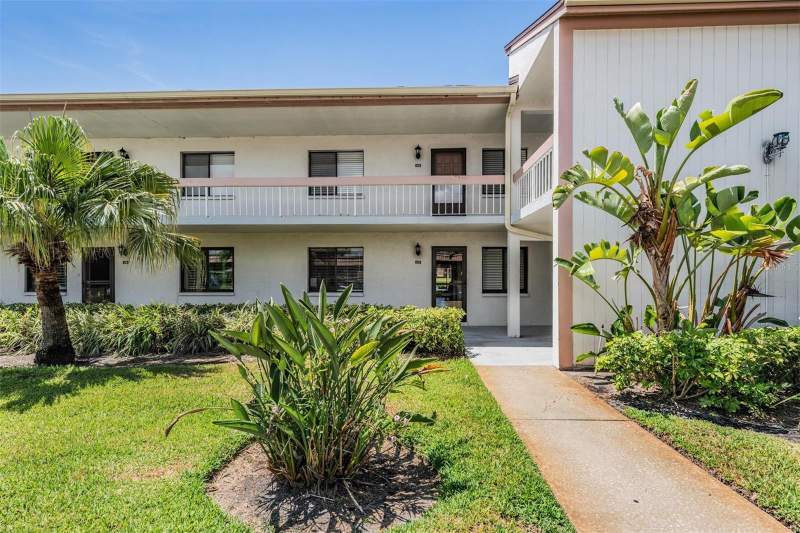 2 bedroom Condominium at 107 Lakeview Place #7, East Lake Woodlands Condo, Oldsmar — photo 3