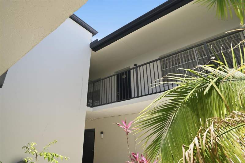 3 bedroom Condominium at 1127 King Arthur Court #316, King Arthurs Court Condo, Dunedin — photo 2