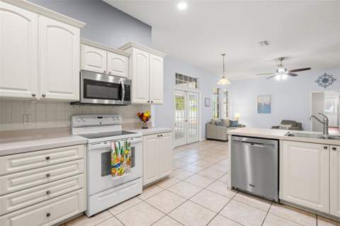 7904 Oregold Drive, New Port Richey FL - photo 21 of 59