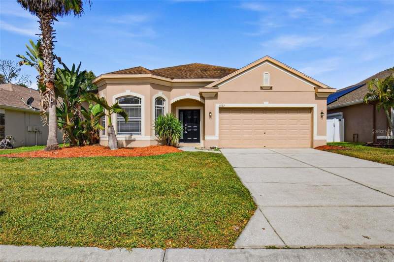 11123 OYSTER BAY CIRCLE home for sale in Waters Edge