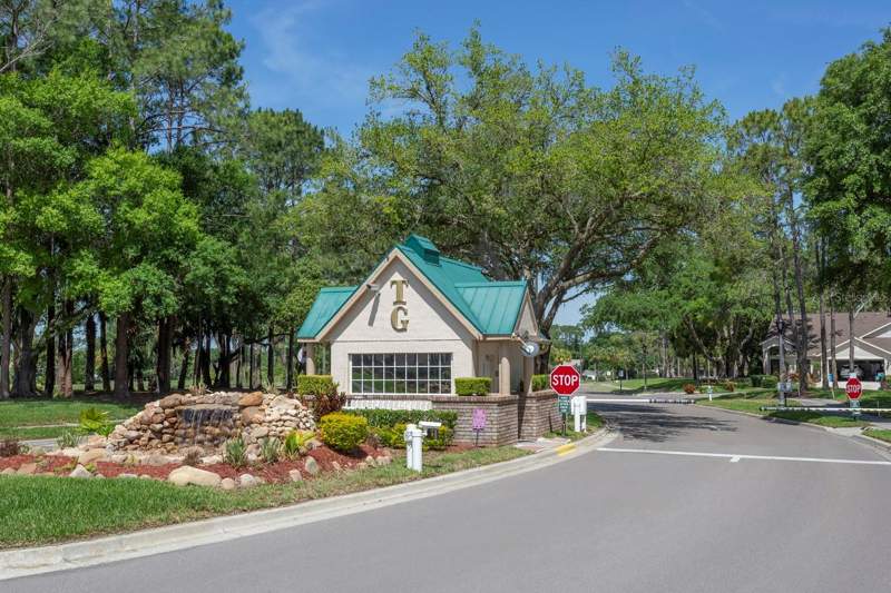 3 bedroom Single Family Residence at 10029 Brookdale Drive, Timber Greens Ph 03B, New Port Richey — photo 2