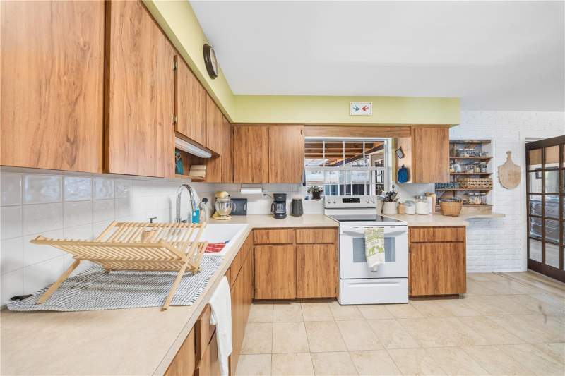 3 bedroom Single Family Residence at 5920 49TH AVENUE, KENNETH CITY, KENNETH CITY — photo 2