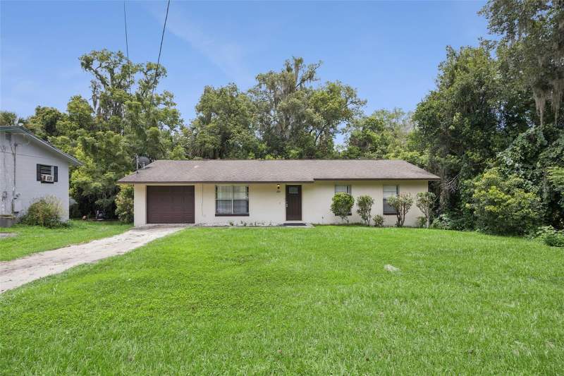 3 bedroom Single Family Residence at 397 S Orange Avenue, Orange City, Orange City — photo 2