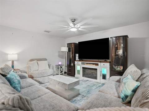 3392 Autumn Amber Drive, Spring Hill FL - photo 12 of 44