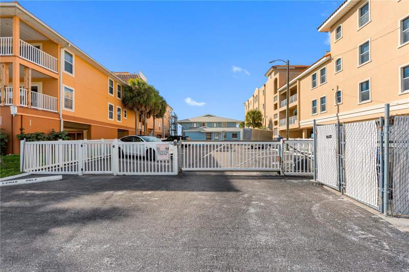 2 bedroom Condominium at 614 Gulf Boulevard #9, Le-Mar Apts Condo, Indian Rocks Beach — photo 5