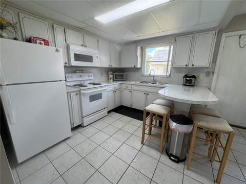 7007 Versailles #n/a, Pinellas Park FL - photo 6 of 6