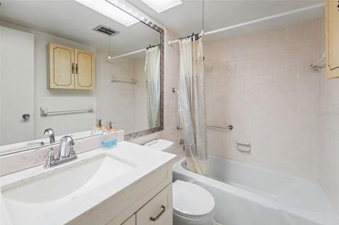951 79th Avenue #Apt 322, St Petersburg FL - photo 18 of 36