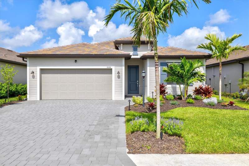 5144 SPOTTED SEAL LANE home for sale in Lorraine Lakes at Lakewood Ranch