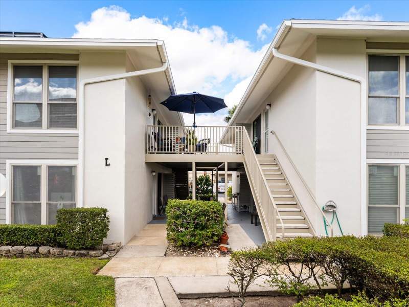 Mai Kai Apartments