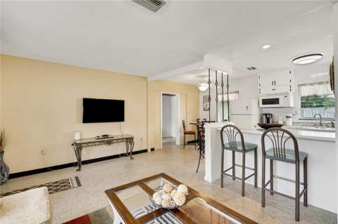 2830 Siesta Drive, Venice FL - photo 6 of 6