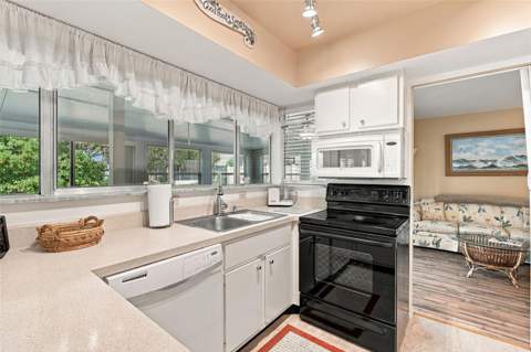 13528 Overton Avenue, Port Charlotte FL - photo 12 of 22