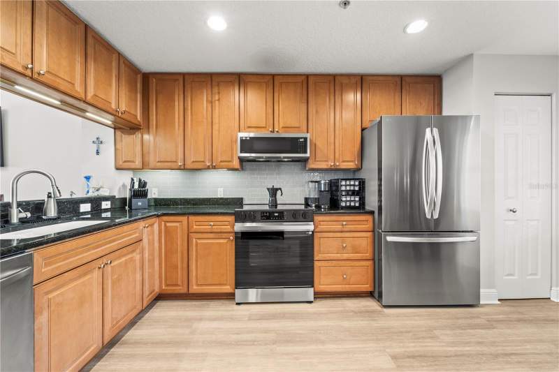 2 bedroom Condominium at 425 150th Avenue #2303, Snug Harbour Condo, Madeira Beach — photo 5