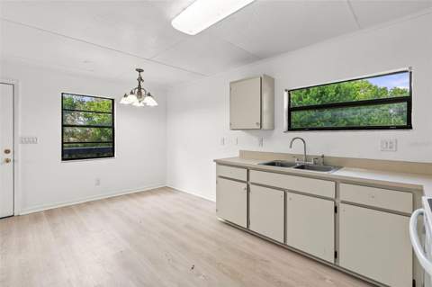 1432 Richmond Avenue, Daytona Beach FL - photo 18 of 46