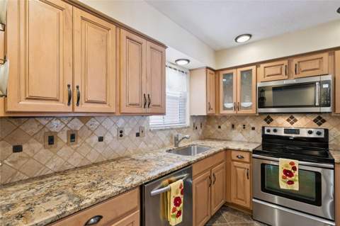 815 Chestnut Street, Clermont FL - photo 10 of 66