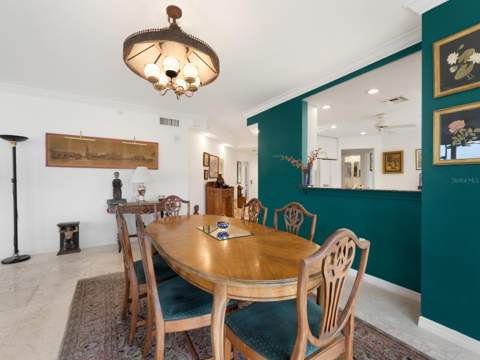 5430 Eagles Point Circle #101, Sarasota FL - photo 17 of 59