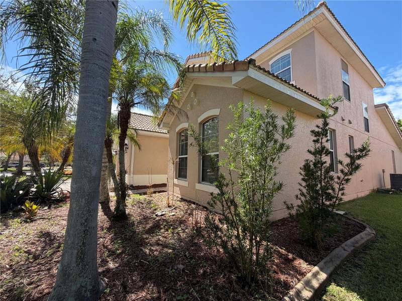5 bedroom Single Family Residence at 3811 Eagle Isles Circle, Bella Lago, Kissimmee — photo 5