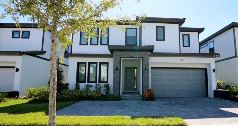 5943 HIGH SEAS DRIVE home for sale in Paradiso Grande